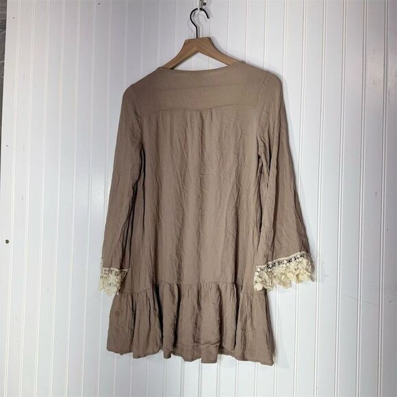Kori America L Boho Taupe Mini Dress Crochet Bell Sleeve Babydoll Lagenlook - Picture 3 of 9